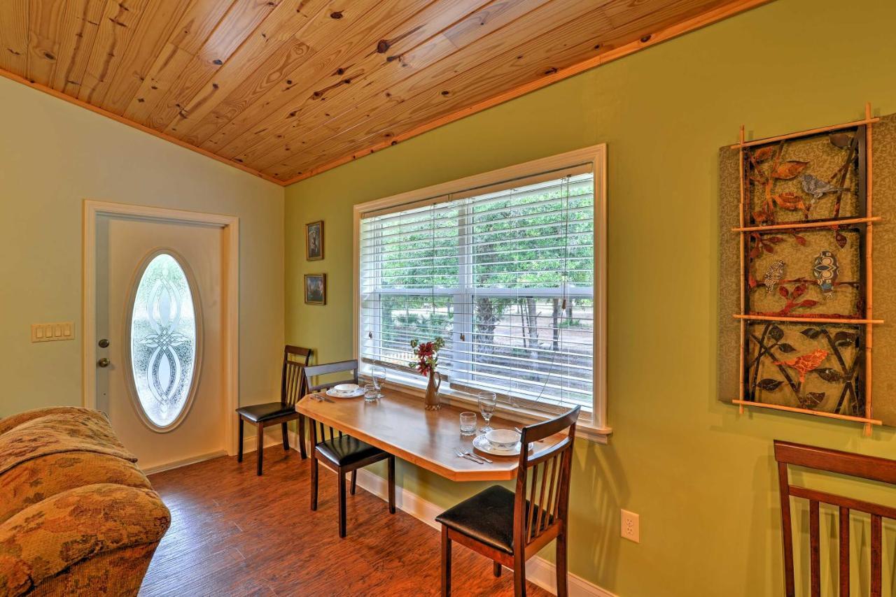 Crystal River Cottage On 1 Acre With Deck And Porch! Yankeetown Dış mekan fotoğraf